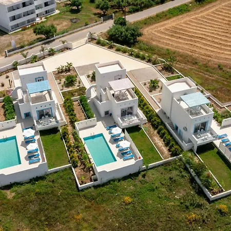 Βίλα Xenos 7 With A Private Pool Near The Sea Τιγκάκι