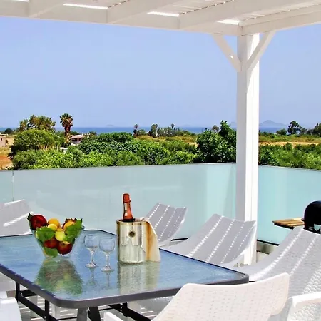 Xenos 7 With A Private Pool Near The Sea Villa Tigaki