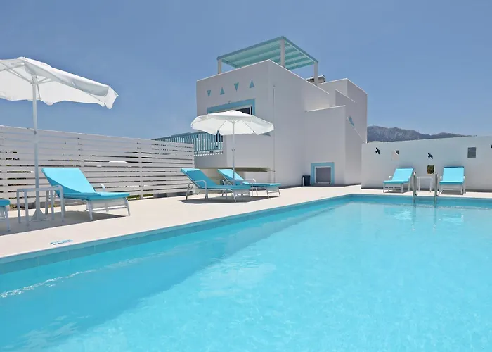 Вилла Xenos 7 With A Private Pool Near The Sea Тигаки