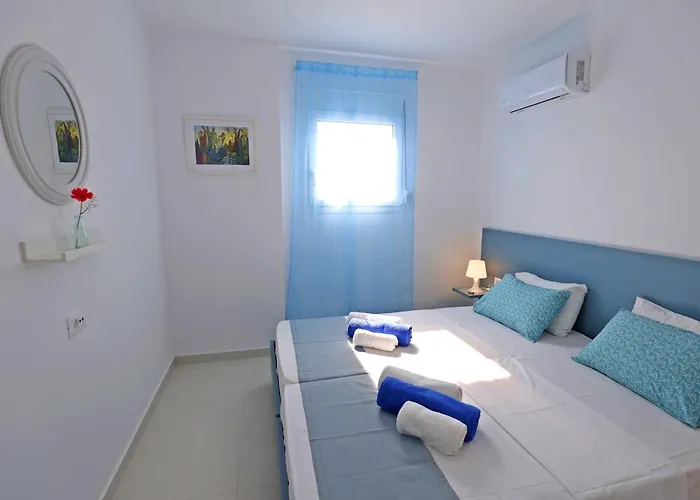 Xenos 7 With A Private Pool Near The Sea Вилла Тигаки
