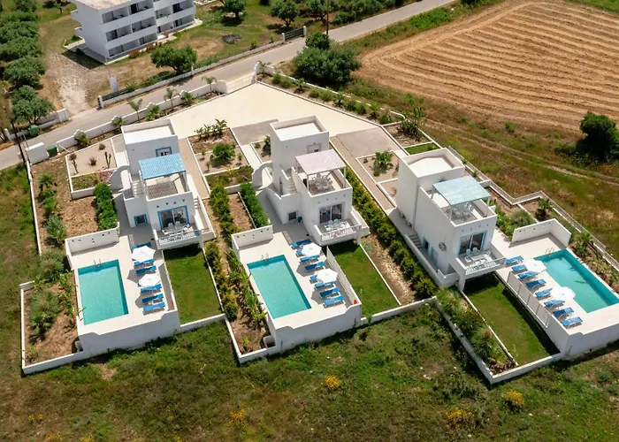 Вилла Xenos 7 With A Private Pool Near The Sea Тигаки