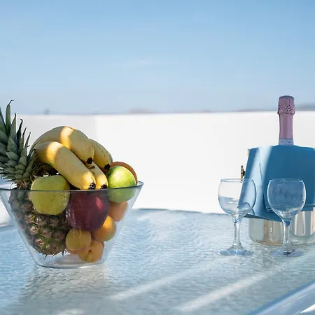 Xenos 7 With A Private Pool Near The Sea *