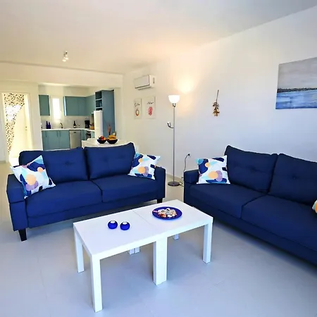 Xenos 7 With A Private Pool Near The Sea Villa *