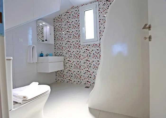 Villa Xenos 7 With A Private Pool Near The Sea *