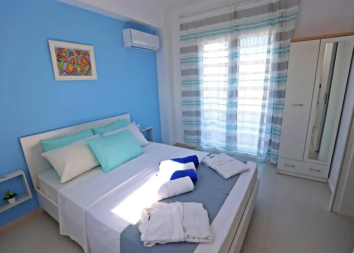 Xenos 7 With A Private Pool Near The Sea