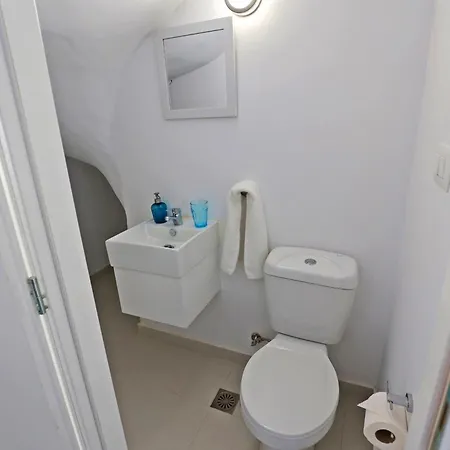 Xenos 7 With A Private Pool Near The Sea Willa *